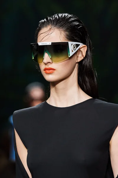 Look 41